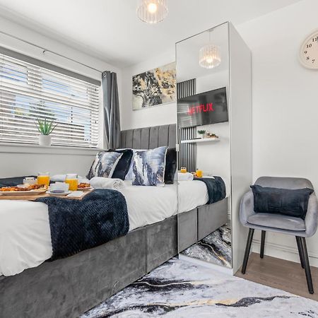City Centre House, Parking With Ev, Free Wifi, Netflix Coventry Zewnętrze zdjęcie