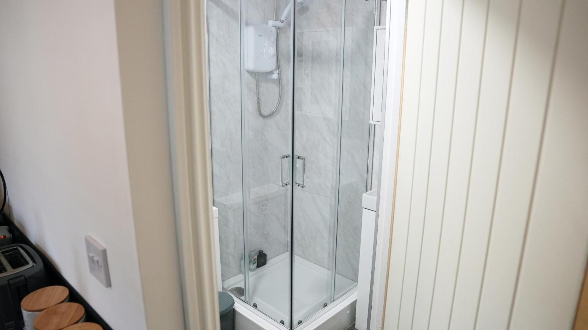 City Centre House, Parking With Ev, Free Wifi, Netflix Coventry Zewnętrze zdjęcie