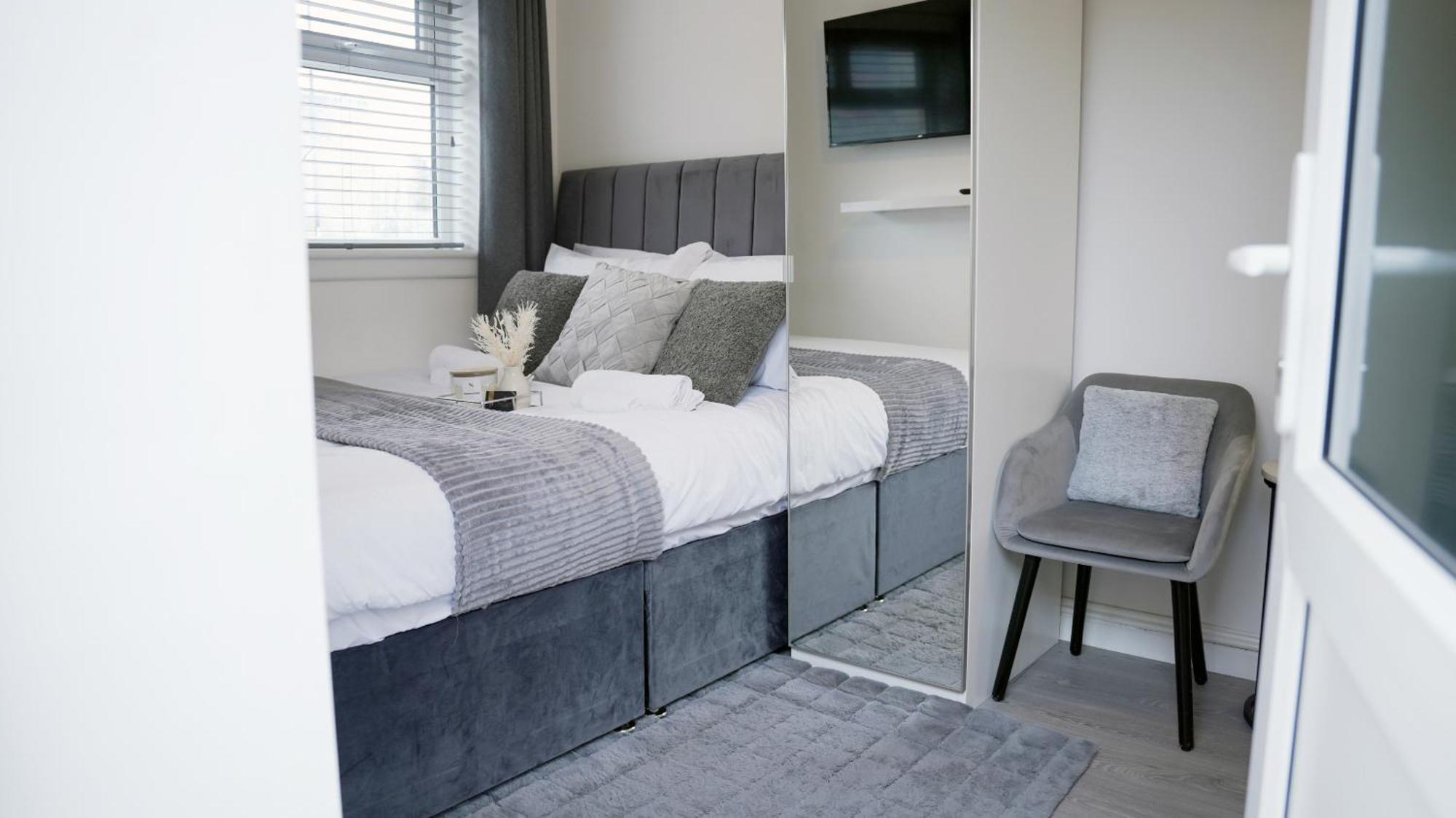City Centre House, Parking With Ev, Free Wifi, Netflix Coventry Zewnętrze zdjęcie