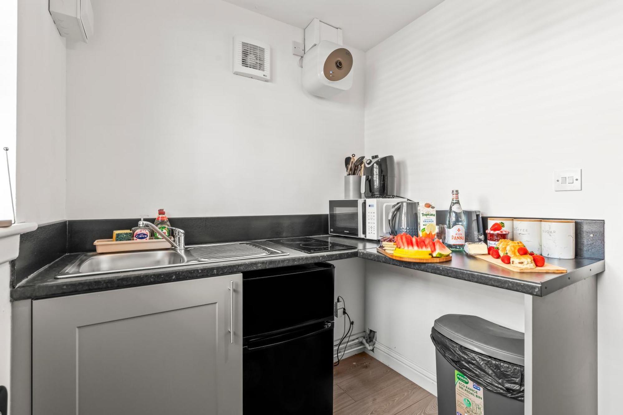 City Centre House, Parking With Ev, Free Wifi, Netflix Coventry Zewnętrze zdjęcie